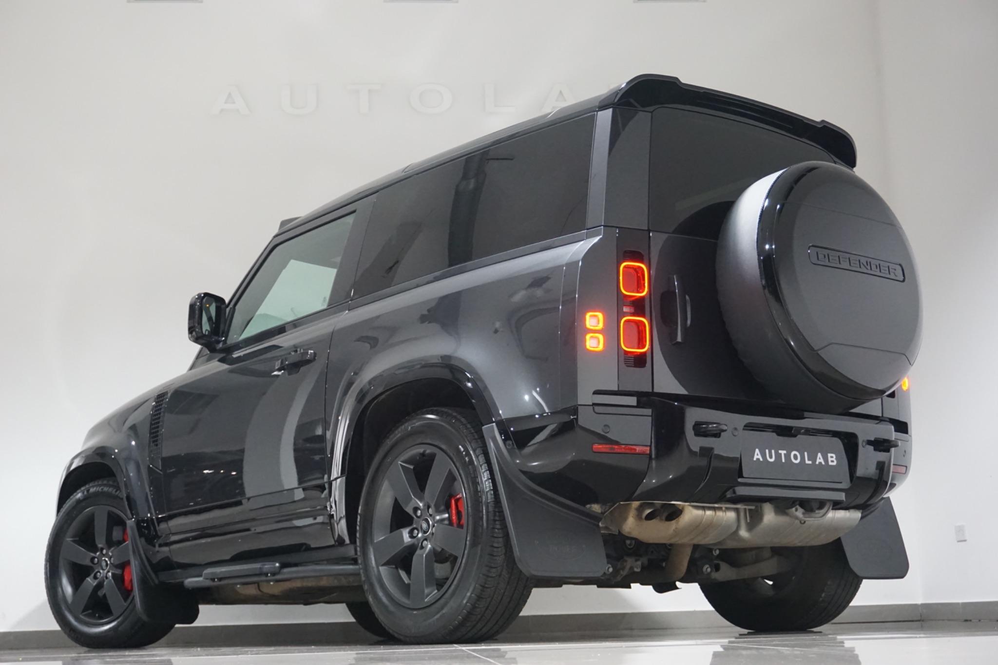Land Rover Defender 90 3.0 D300 MHEV X-Dynamic HSE Hard Top SUV Auto 4WD SWB Euro 6 (s/s) 3dr